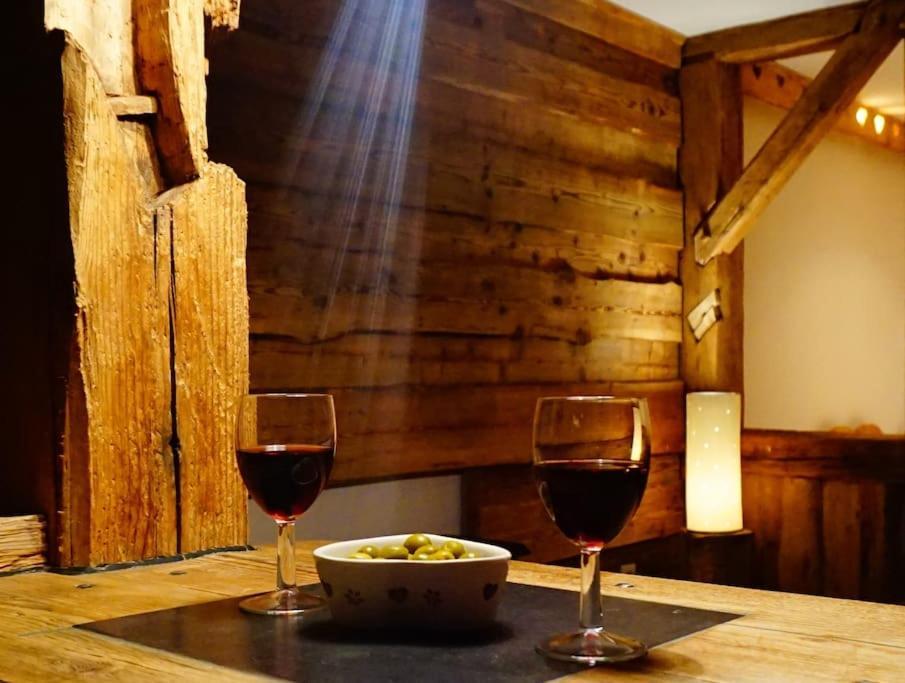La Grange De Pimberty - Beautiful Apartments 27 Miles From Geneva Vailly Esterno foto