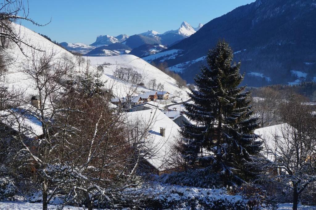 La Grange De Pimberty - Beautiful Apartments 27 Miles From Geneva Vailly Esterno foto