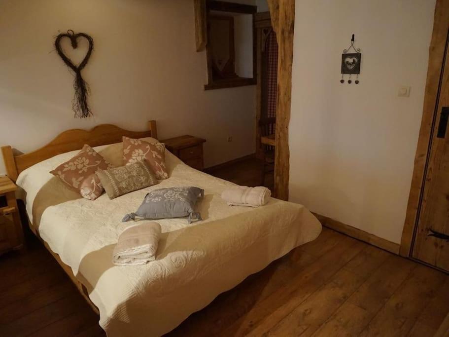 La Grange De Pimberty - Beautiful Apartments 27 Miles From Geneva Vailly Esterno foto